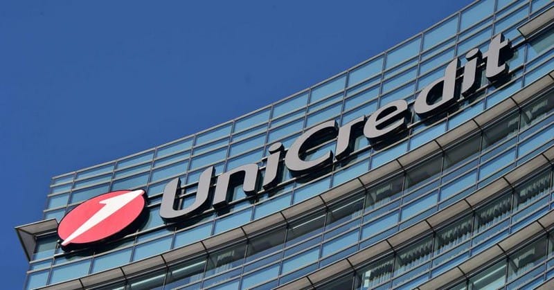 UniCredit cede un portafoglio di crediti in sofferenza con White & Case