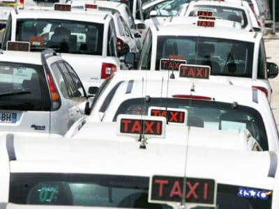 MILANO, I TASSISTI SI AFFIDANO A PAVIA E ANSALDO CONTRO UBER