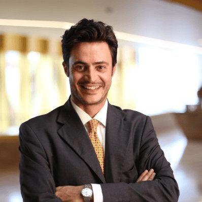 Salari global head real estate di Indosuez Wealth Management